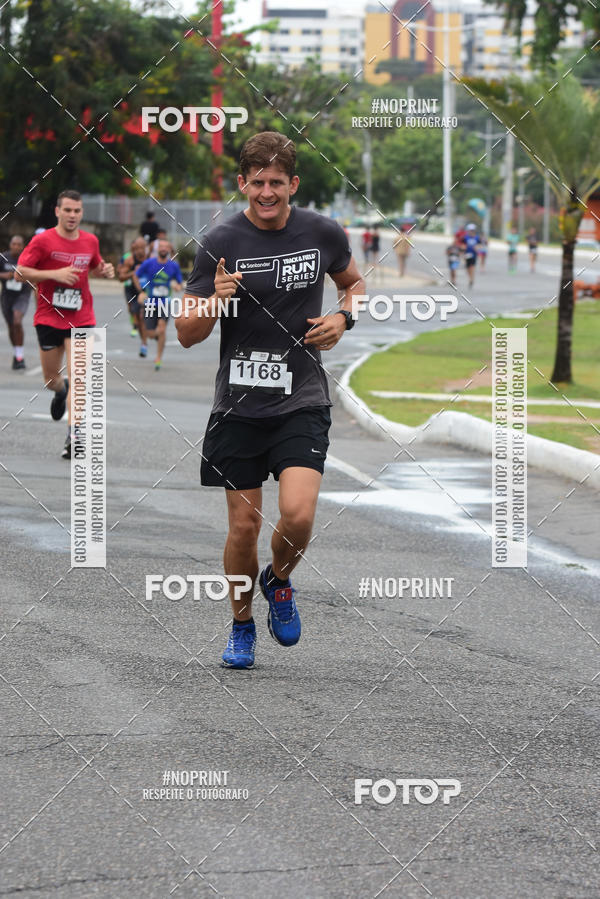 Buy your photos of the eventSantander Track&Field Run Series - Shopping da Bahia on Fotop
