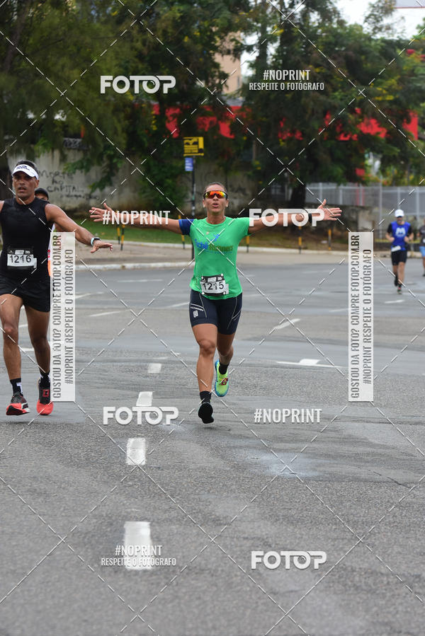 Buy your photos of the eventSantander Track&Field Run Series - Shopping da Bahia on Fotop