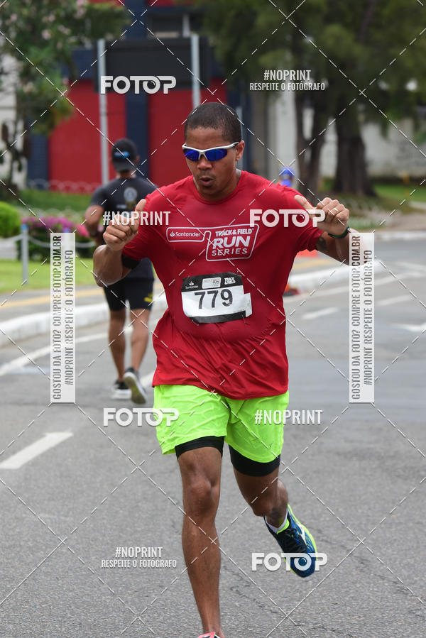 Acquista le foto dell'eventoSantander Track&Field Run Series - Shopping da Bahia in Fotop