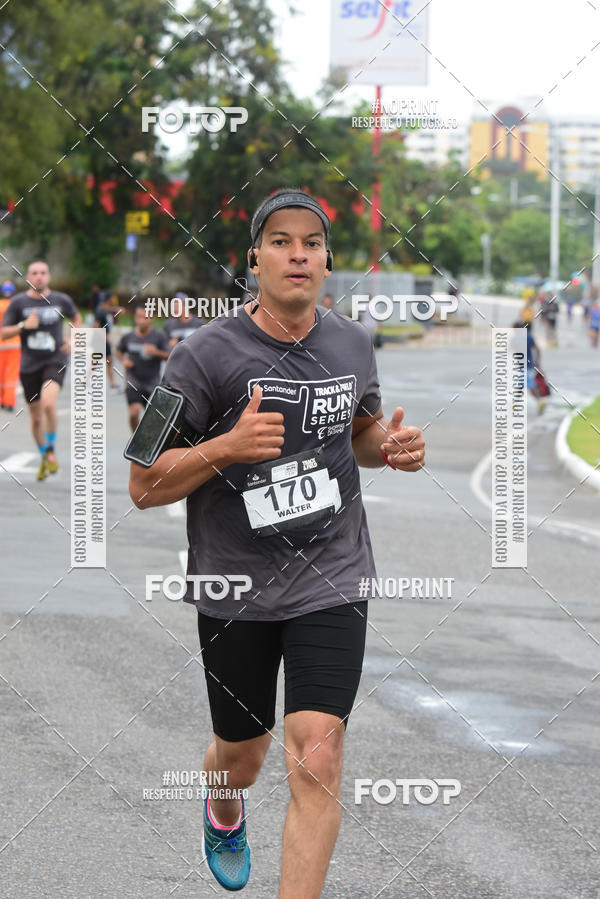 Acquista le foto dell'eventoSantander Track&Field Run Series - Shopping da Bahia in Fotop