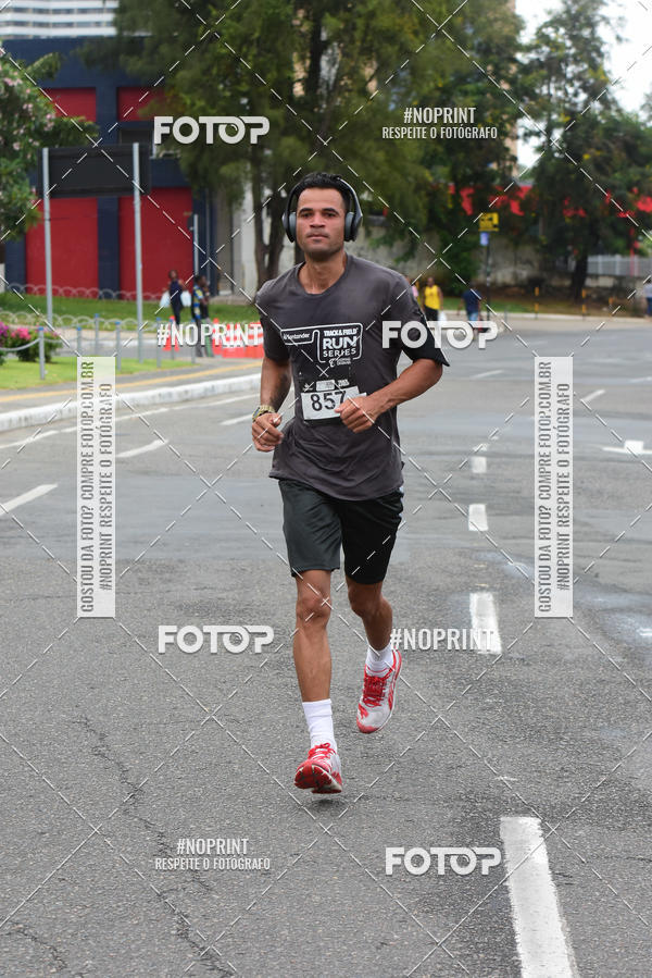 Acquista le foto dell'eventoSantander Track&Field Run Series - Shopping da Bahia in Fotop
