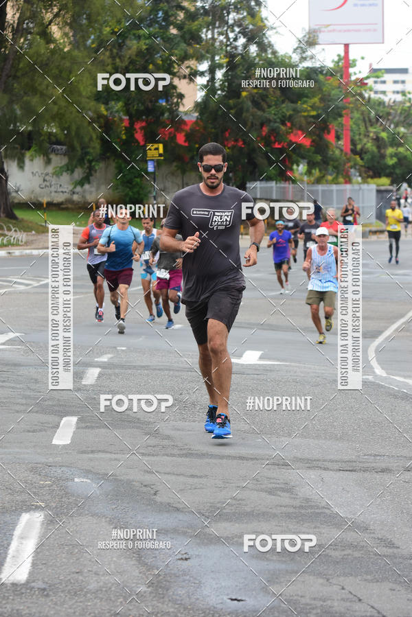 Acquista le foto dell'eventoSantander Track&Field Run Series - Shopping da Bahia in Fotop