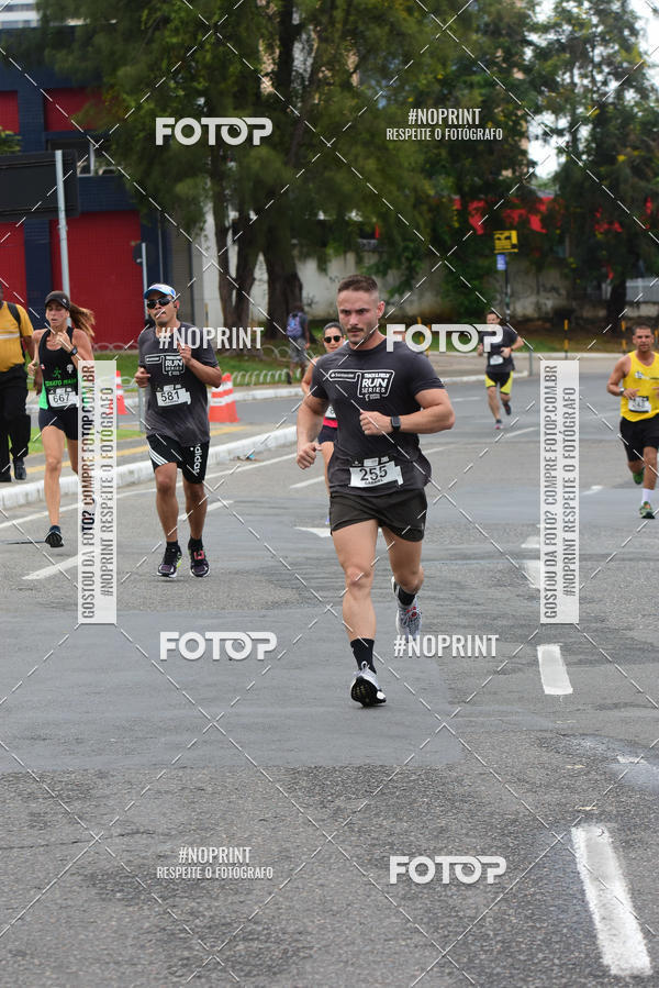 Acquista le foto dell'eventoSantander Track&Field Run Series - Shopping da Bahia in Fotop
