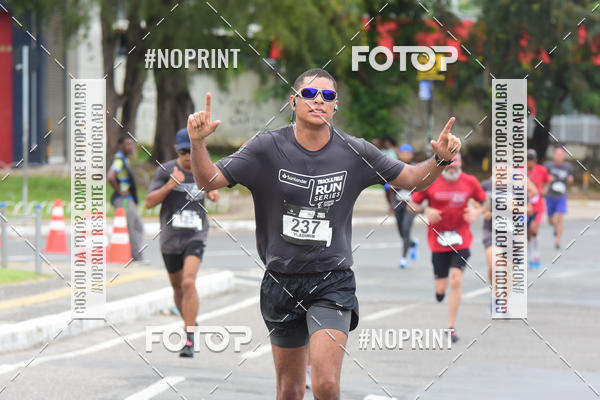 Acquista le foto dell'eventoSantander Track&Field Run Series - Shopping da Bahia in Fotop