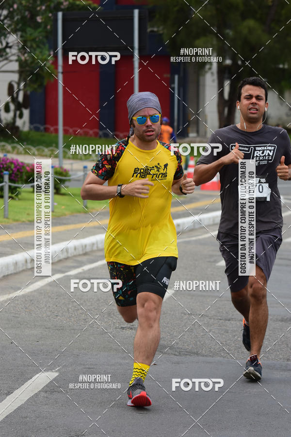 Acquista le foto dell'eventoSantander Track&Field Run Series - Shopping da Bahia in Fotop