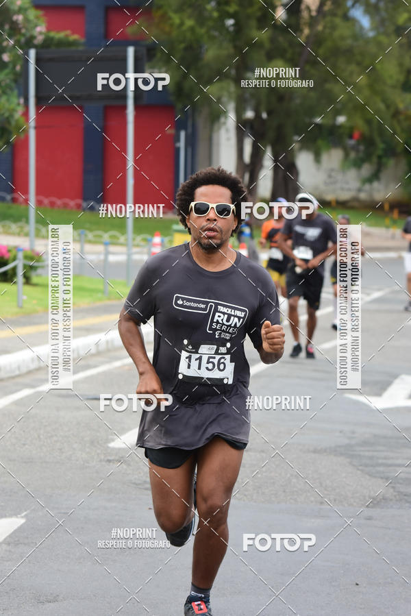 Acquista le foto dell'eventoSantander Track&Field Run Series - Shopping da Bahia in Fotop