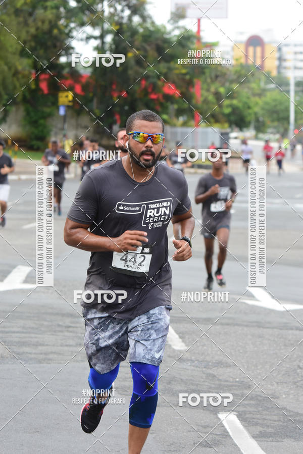 Acquista le foto dell'eventoSantander Track&Field Run Series - Shopping da Bahia in Fotop