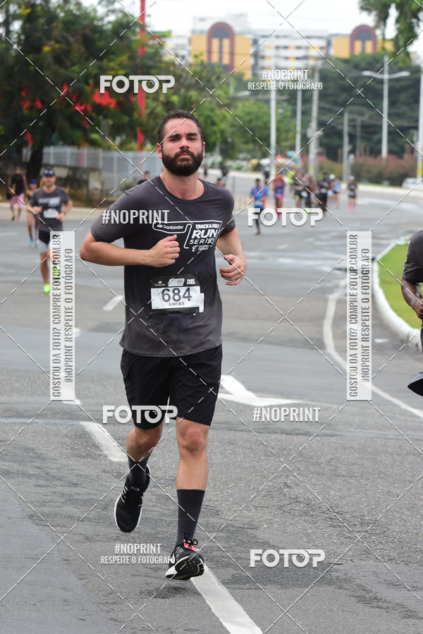 Acquista le foto dell'eventoSantander Track&Field Run Series - Shopping da Bahia in Fotop