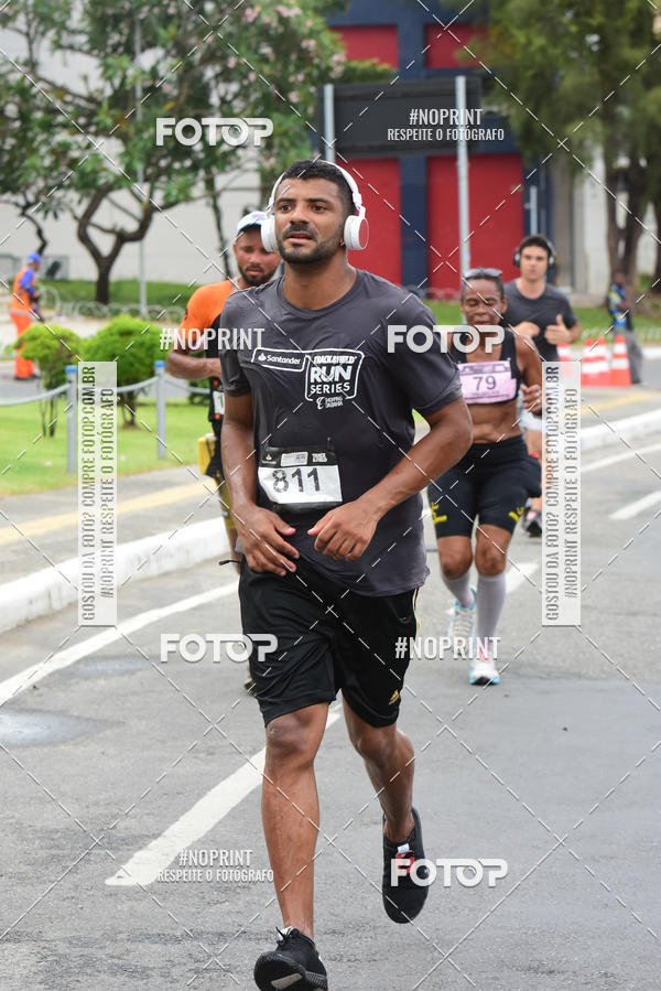 Acquista le foto dell'eventoSantander Track&Field Run Series - Shopping da Bahia in Fotop