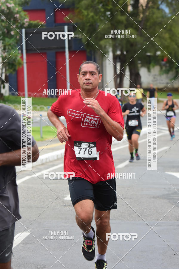 Acquista le foto dell'eventoSantander Track&Field Run Series - Shopping da Bahia in Fotop