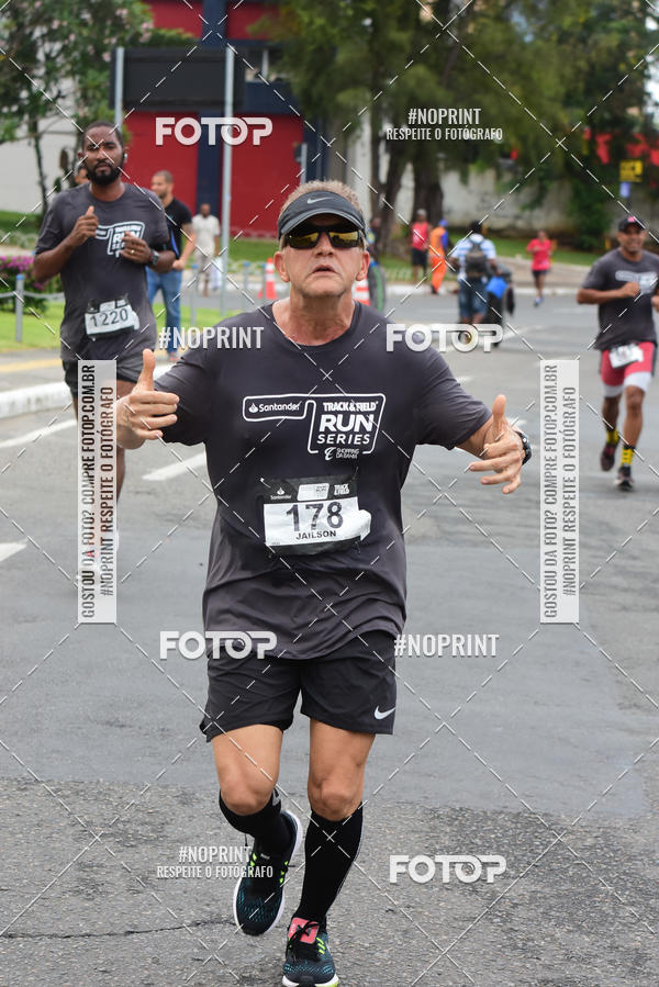 Acquista le foto dell'eventoSantander Track&Field Run Series - Shopping da Bahia in Fotop