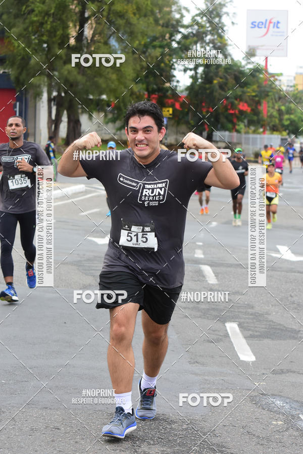 Acquista le foto dell'eventoSantander Track&Field Run Series - Shopping da Bahia in Fotop