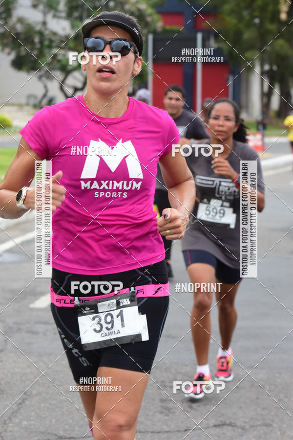 Buy your photos of the eventSantander Track&Field Run Series - Shopping da Bahia on Fotop