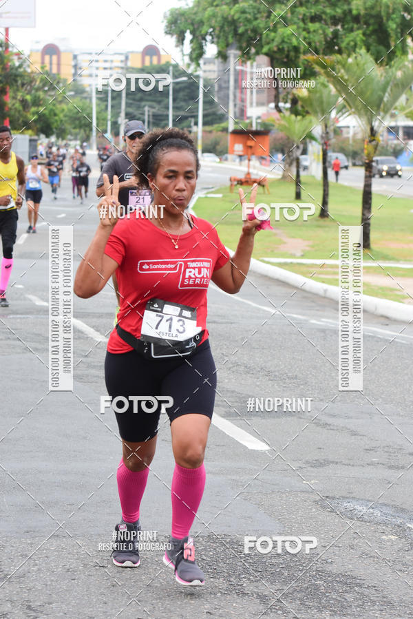 Buy your photos of the eventSantander Track&Field Run Series - Shopping da Bahia on Fotop