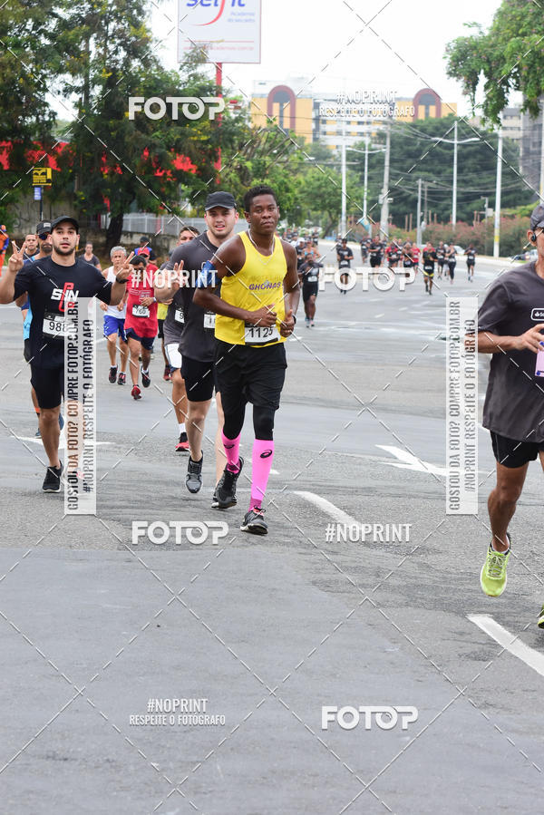 Buy your photos of the eventSantander Track&Field Run Series - Shopping da Bahia on Fotop