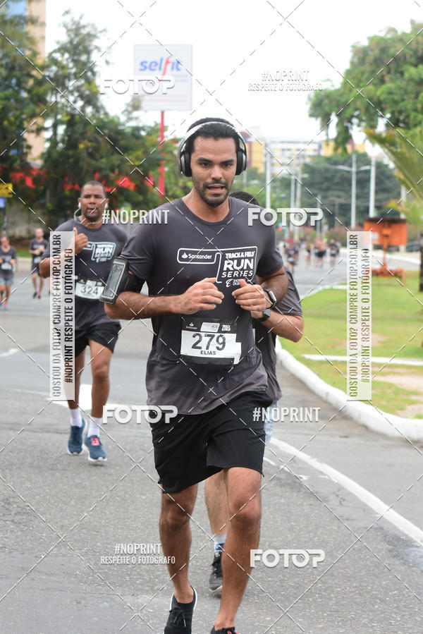 Buy your photos of the eventSantander Track&Field Run Series - Shopping da Bahia on Fotop