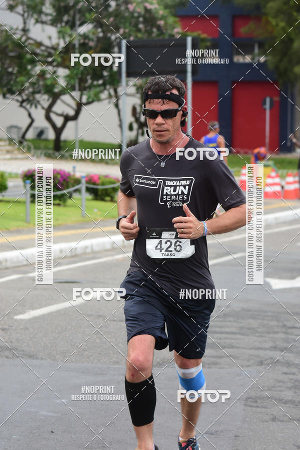Buy your photos of the eventSantander Track&Field Run Series - Shopping da Bahia on Fotop