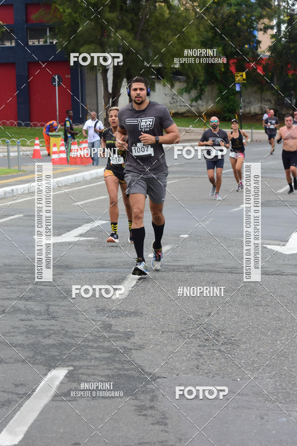 Acquista le foto dell'eventoSantander Track&Field Run Series - Shopping da Bahia in Fotop