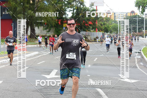 Acquista le foto dell'eventoSantander Track&Field Run Series - Shopping da Bahia in Fotop