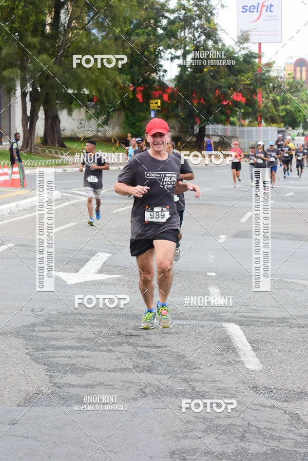 Buy your photos of the eventSantander Track&Field Run Series - Shopping da Bahia on Fotop