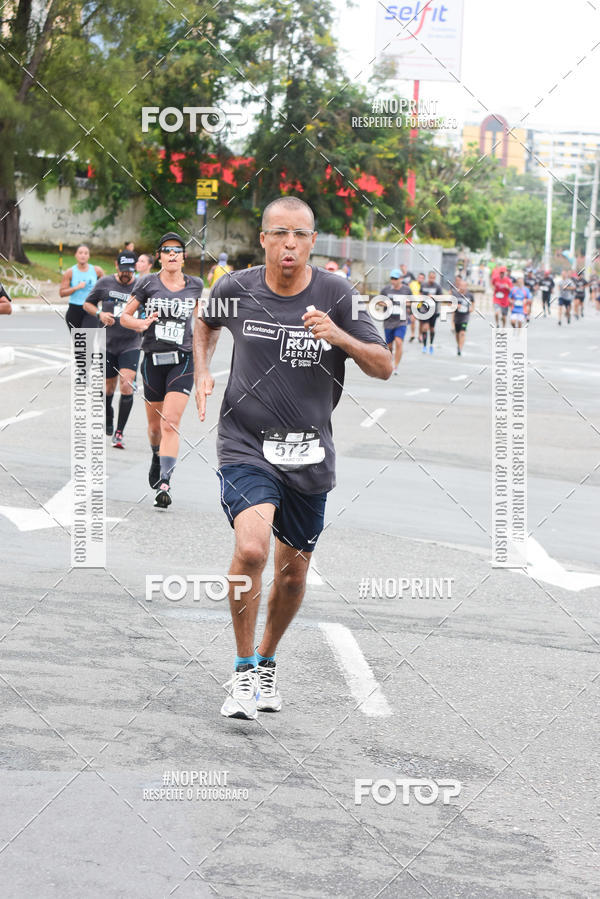 Buy your photos of the eventSantander Track&Field Run Series - Shopping da Bahia on Fotop