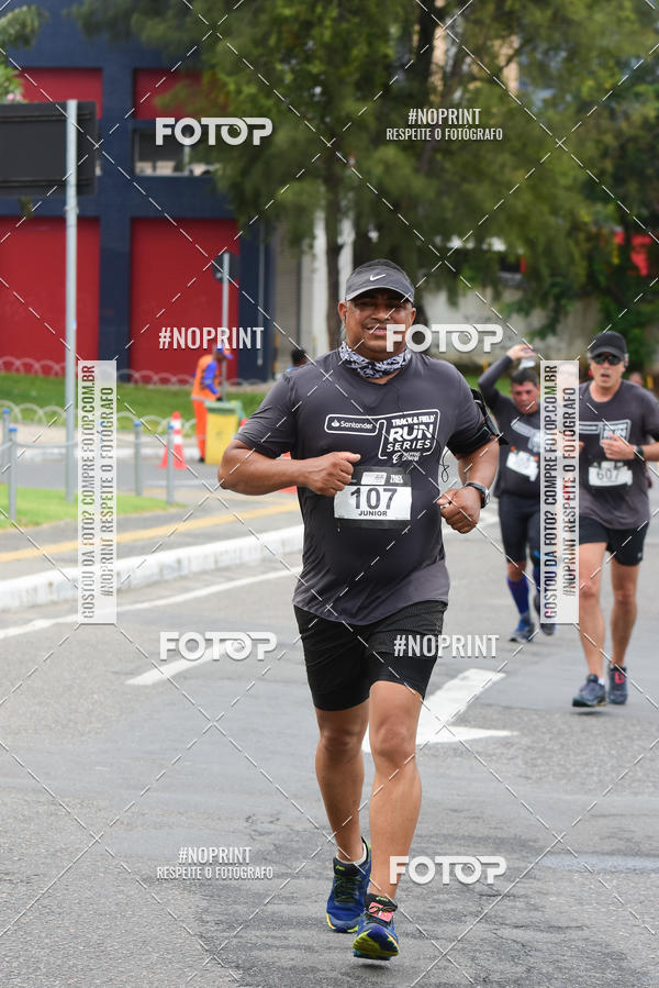 Acquista le foto dell'eventoSantander Track&Field Run Series - Shopping da Bahia in Fotop