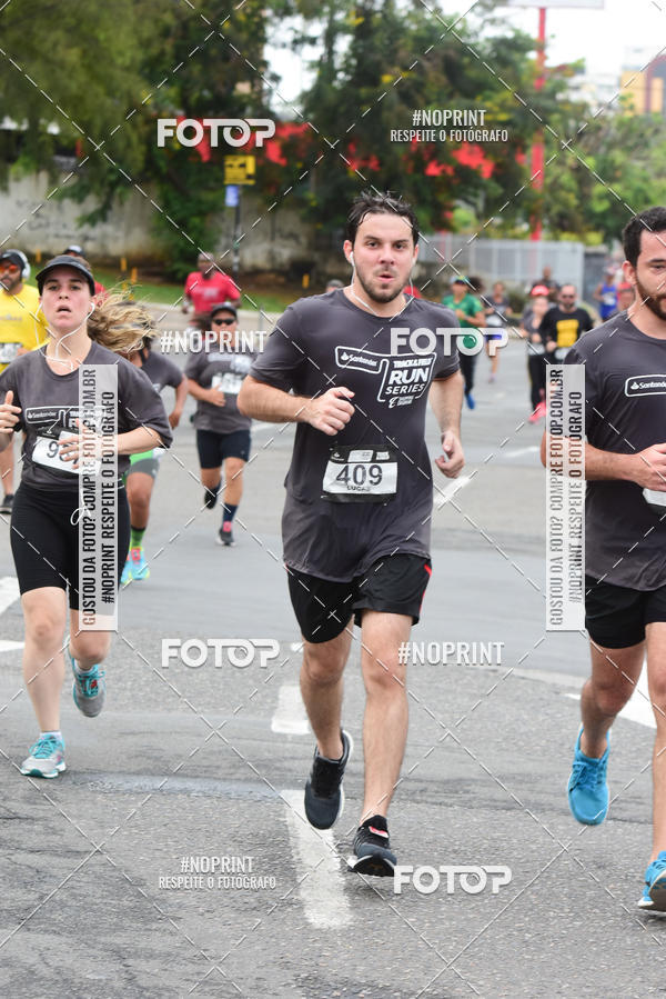 Acquista le foto dell'eventoSantander Track&Field Run Series - Shopping da Bahia in Fotop