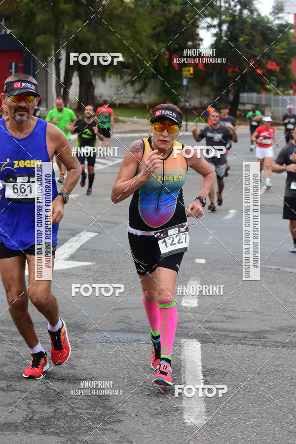 Acquista le foto dell'eventoSantander Track&Field Run Series - Shopping da Bahia in Fotop