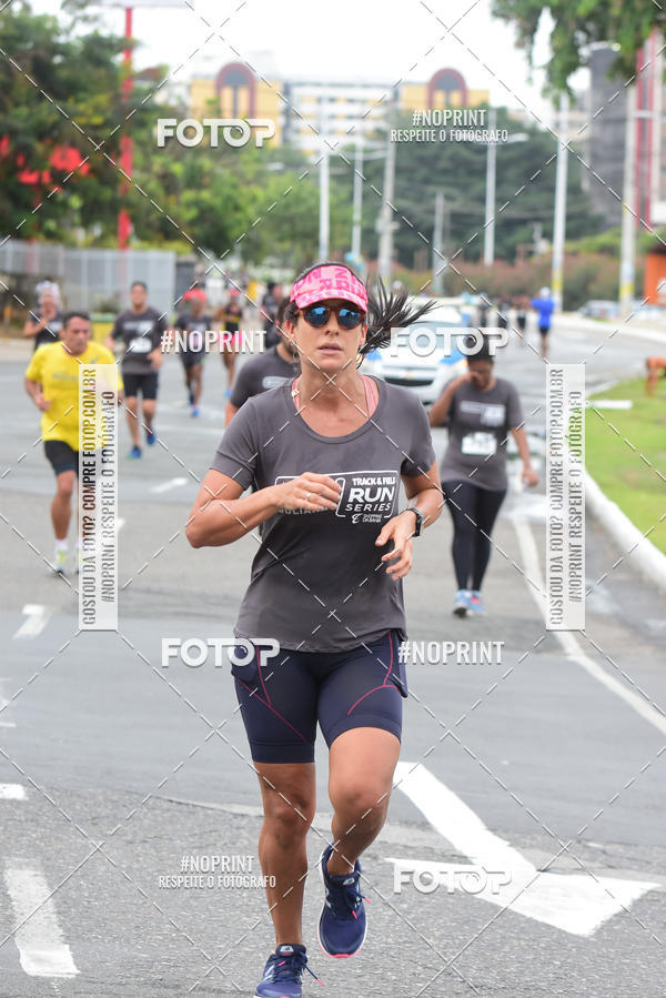 Acquista le foto dell'eventoSantander Track&Field Run Series - Shopping da Bahia in Fotop