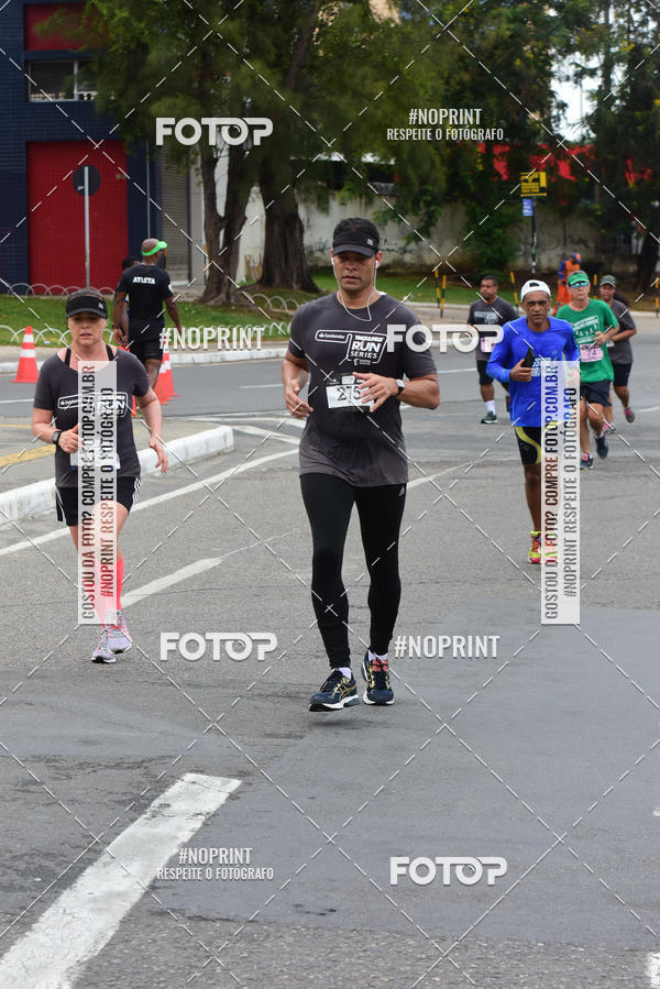 Buy your photos of the eventSantander Track&Field Run Series - Shopping da Bahia on Fotop