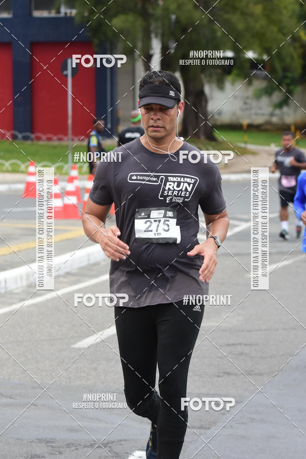 Buy your photos of the eventSantander Track&Field Run Series - Shopping da Bahia on Fotop