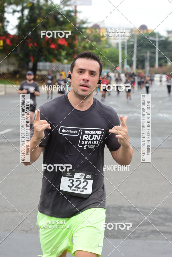 Buy your photos of the eventSantander Track&Field Run Series - Shopping da Bahia on Fotop