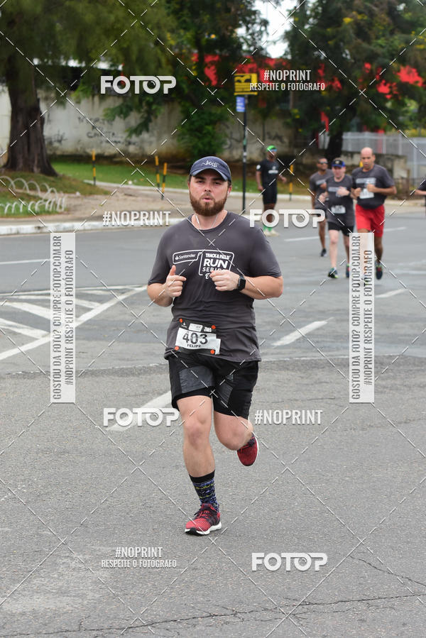 Buy your photos of the eventSantander Track&Field Run Series - Shopping da Bahia on Fotop