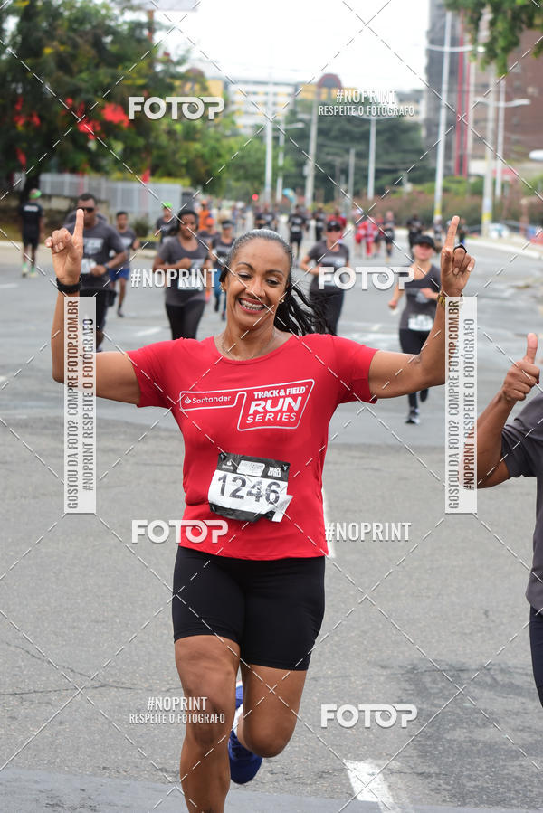 Buy your photos of the eventSantander Track&Field Run Series - Shopping da Bahia on Fotop