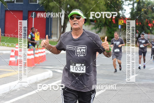 Buy your photos of the eventSantander Track&Field Run Series - Shopping da Bahia on Fotop