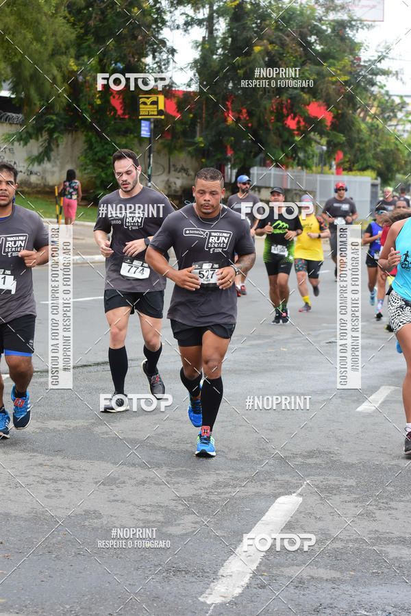 Buy your photos of the eventSantander Track&Field Run Series - Shopping da Bahia on Fotop