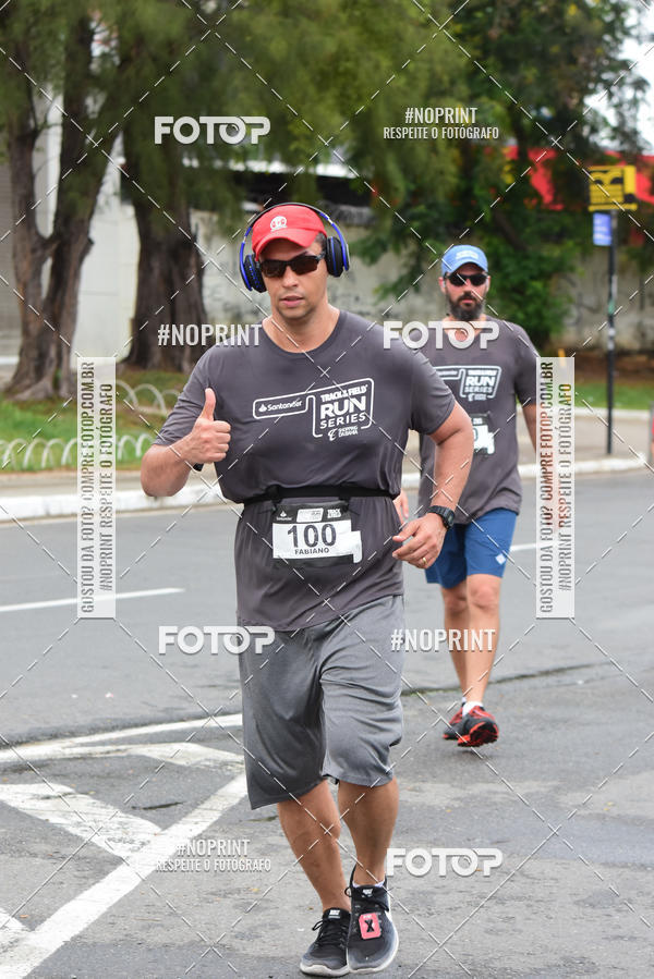 Buy your photos of the eventSantander Track&Field Run Series - Shopping da Bahia on Fotop