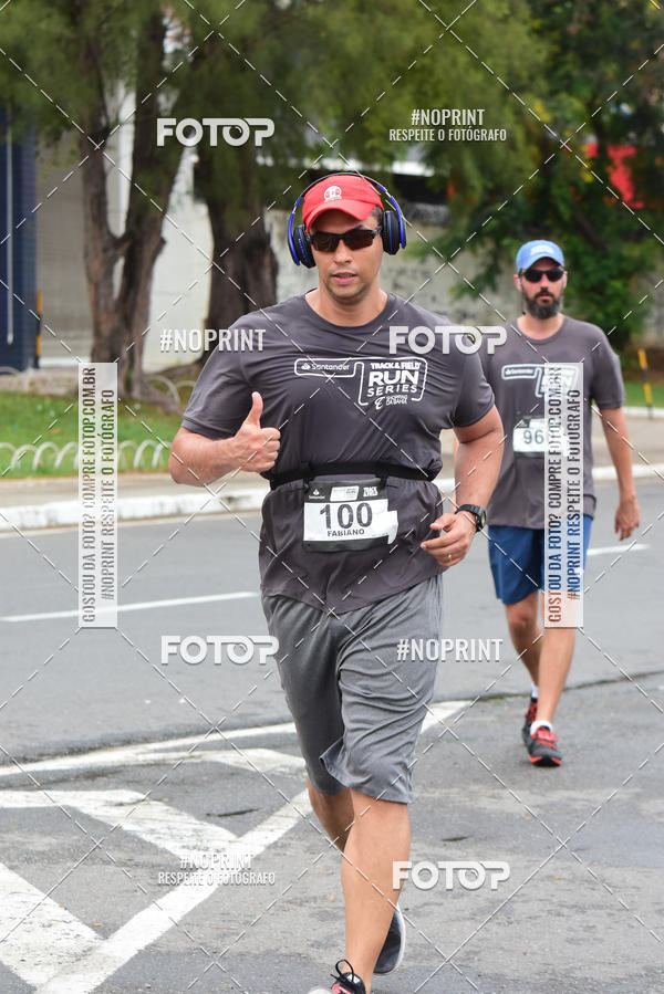 Buy your photos of the eventSantander Track&Field Run Series - Shopping da Bahia on Fotop