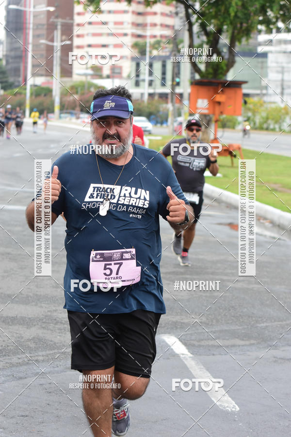 Buy your photos of the eventSantander Track&Field Run Series - Shopping da Bahia on Fotop