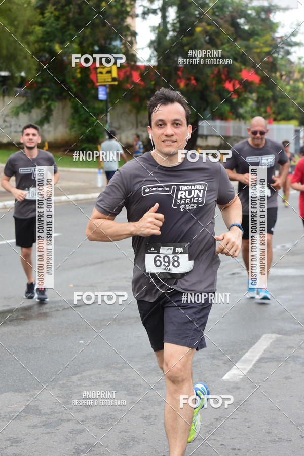 Buy your photos of the eventSantander Track&Field Run Series - Shopping da Bahia on Fotop