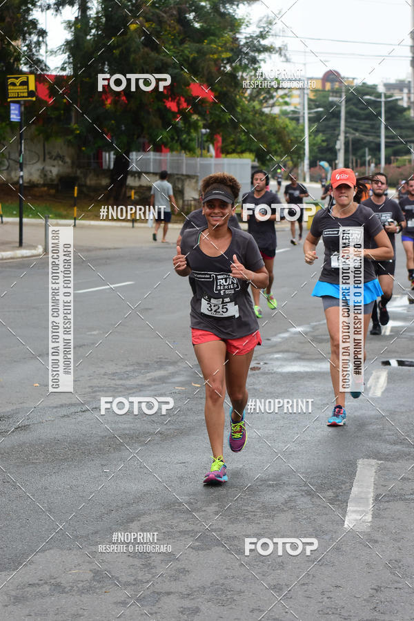 Buy your photos of the eventSantander Track&Field Run Series - Shopping da Bahia on Fotop