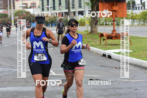 Buy your photos of the eventSantander Track&Field Run Series - Shopping da Bahia on Fotop