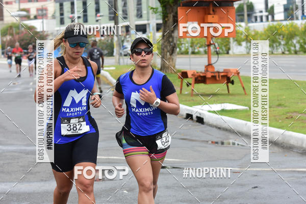 Buy your photos of the eventSantander Track&Field Run Series - Shopping da Bahia on Fotop