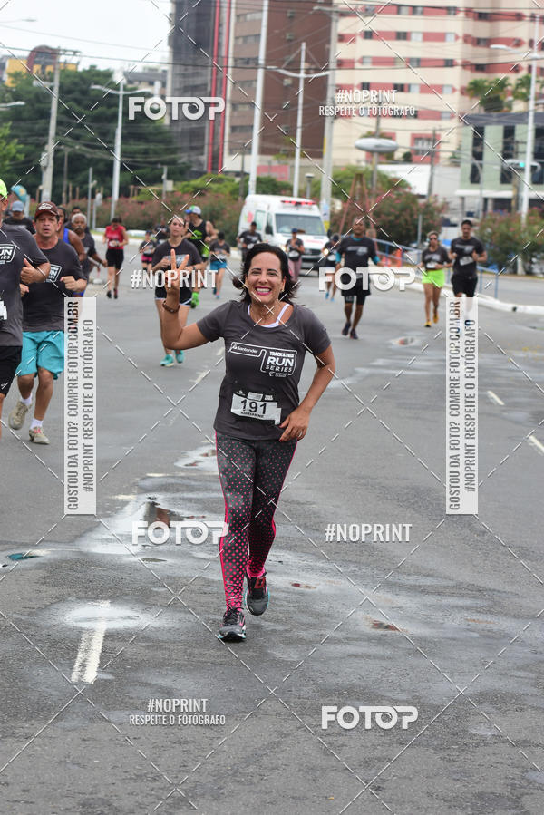 Acquista le foto dell'eventoSantander Track&Field Run Series - Shopping da Bahia in Fotop