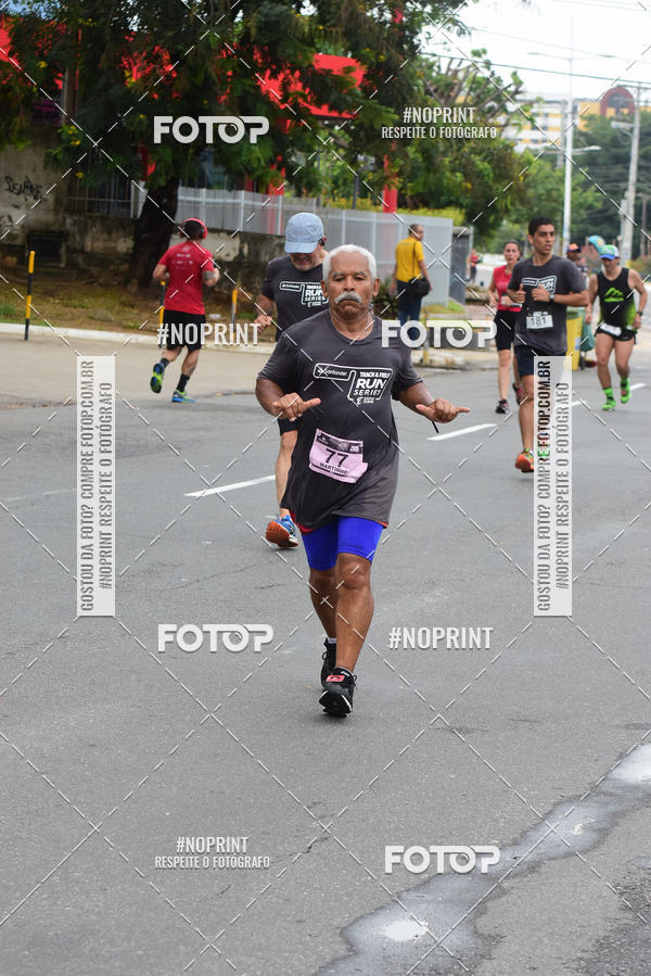 Acquista le foto dell'eventoSantander Track&Field Run Series - Shopping da Bahia in Fotop