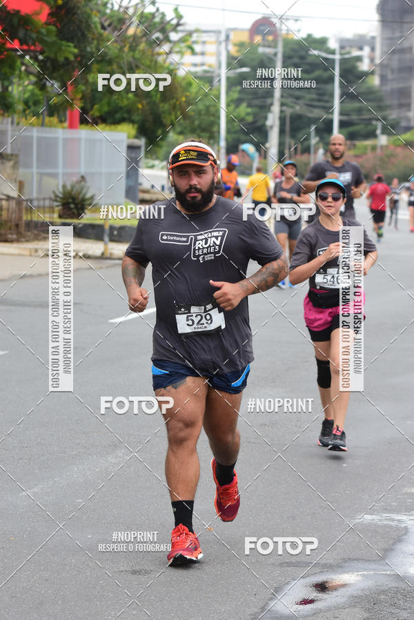 Acquista le foto dell'eventoSantander Track&Field Run Series - Shopping da Bahia in Fotop