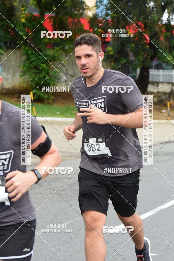 Acquista le foto dell'eventoSantander Track&Field Run Series - Shopping da Bahia in Fotop