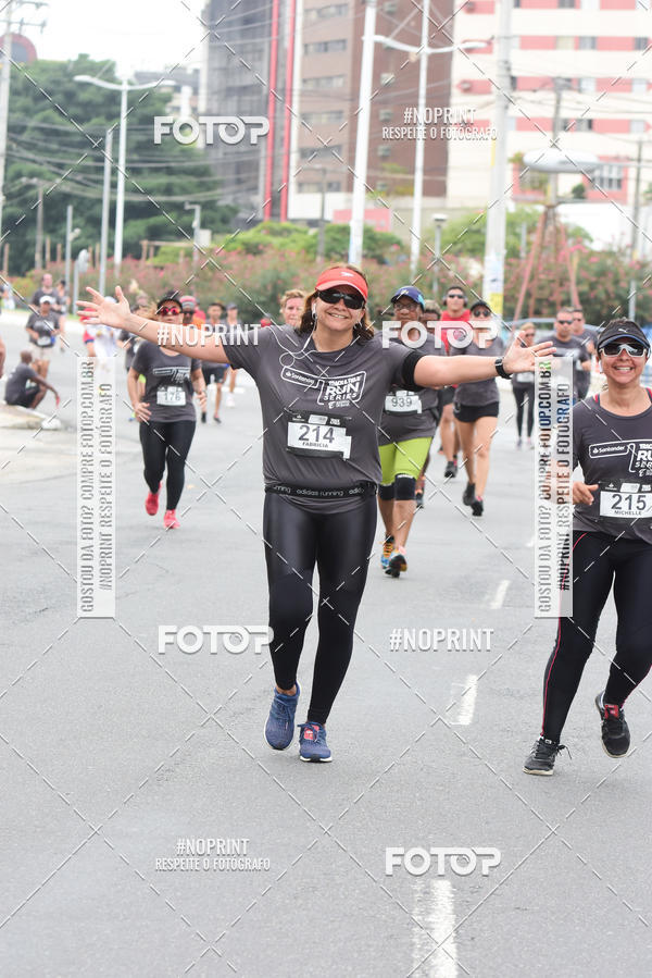 Acquista le foto dell'eventoSantander Track&Field Run Series - Shopping da Bahia in Fotop