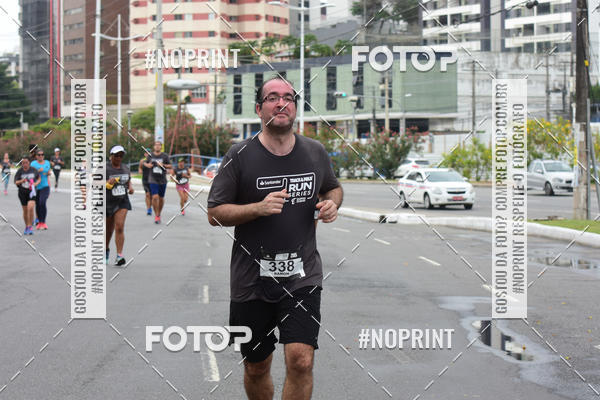 Acquista le foto dell'eventoSantander Track&Field Run Series - Shopping da Bahia in Fotop