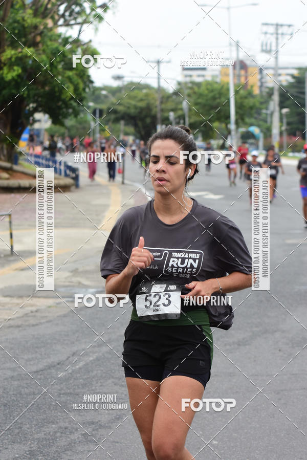 Acquista le foto dell'eventoSantander Track&Field Run Series - Shopping da Bahia in Fotop